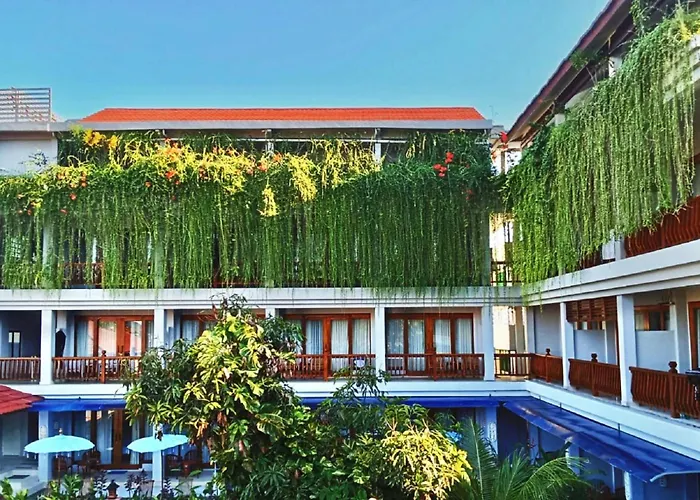 Komodo Lodge