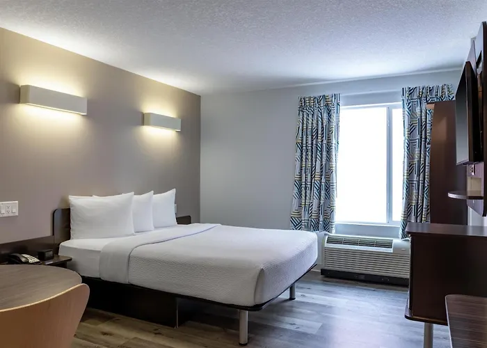 Motel 6 Airdrie