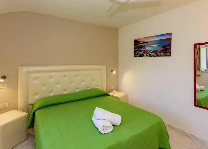 Sisters Hotel