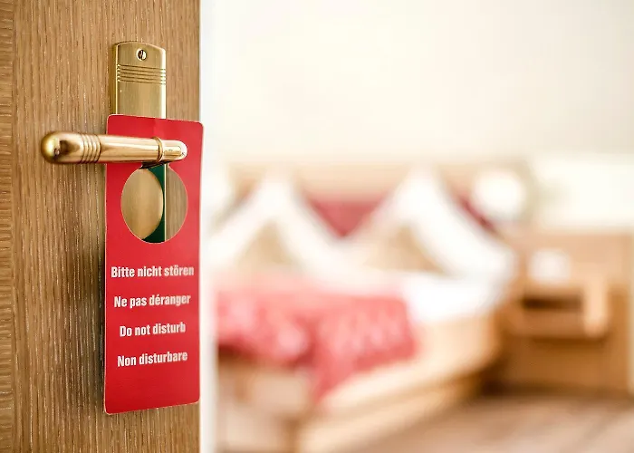 Hotel Neuwarft Altbau