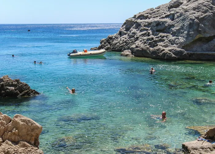 Castelia Bay Hotel