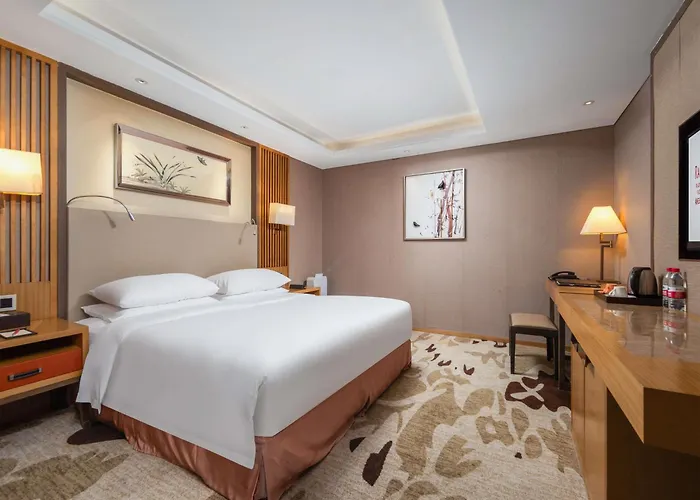 Ramada Plaza By Wyndham Fuzhou South