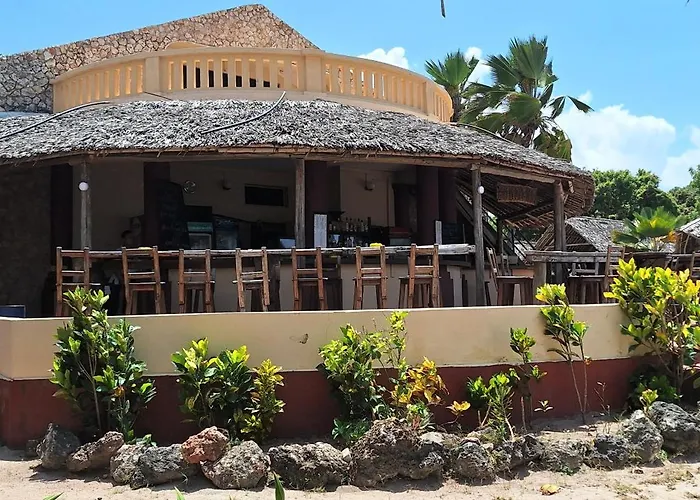 Kipepeo Beach And Village