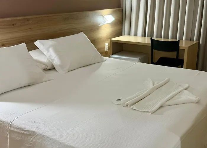 Hotel Canoeiros