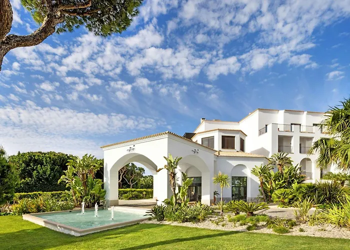 Pine Cliffs Ocean Suites, A Luxury Collection Resort & Spa, Algarve
