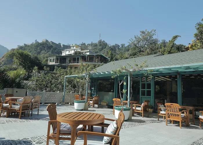 Raga On The Ganges, Rishikesh