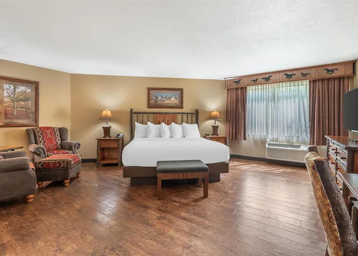 Best Western Plus Kelly Inn & Suites