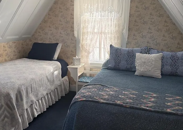 Shaw House Inn