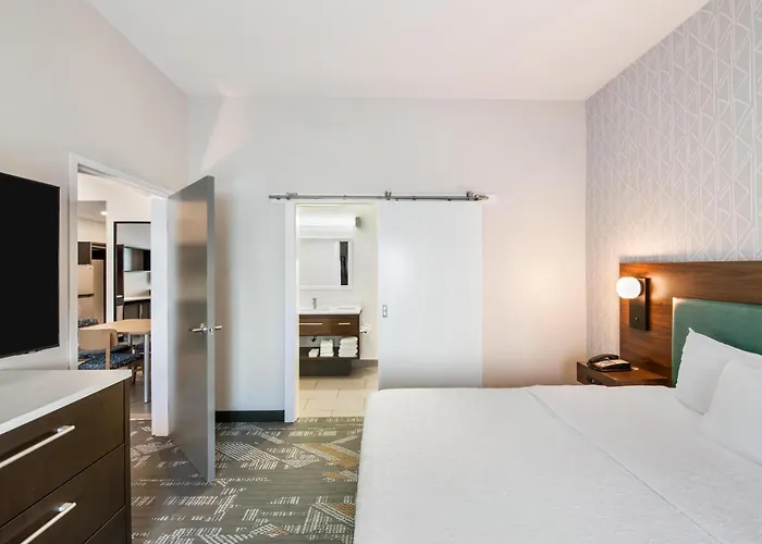 Home2 Suites Pensacola I-10 At North Davis Hwy