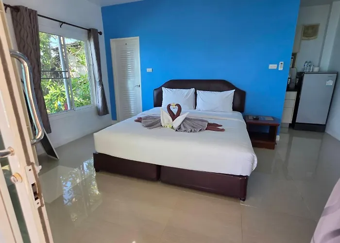 Maenam Villa Hotel