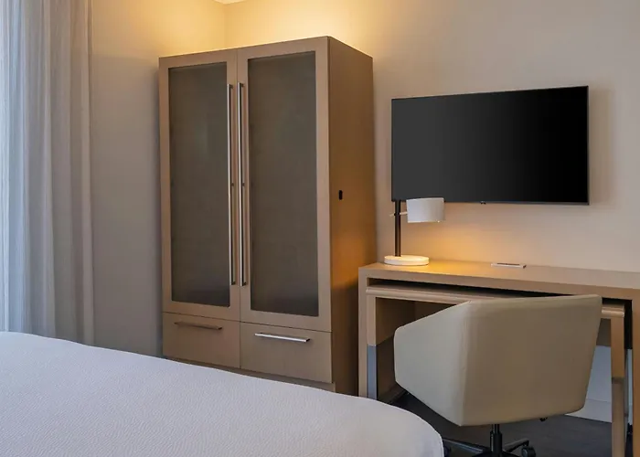 Residence Inn Miami Sunny Isles Beach