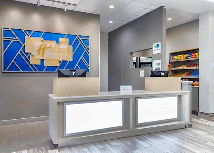 Holiday Inn Express & Suites Memphis Arpt Elvis Presley Blv By Ihg