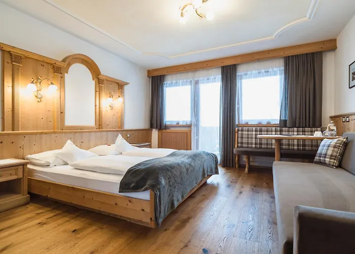 Garni Hotel Rosengarten B&B