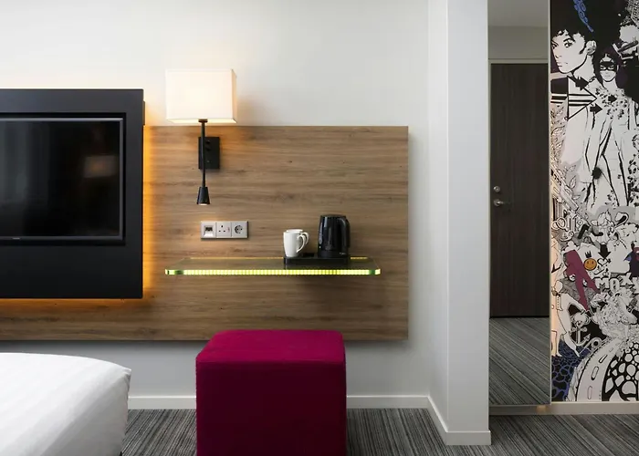Moxy London Heathrow Airport