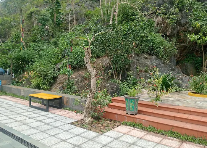 Song Toan Hotel
