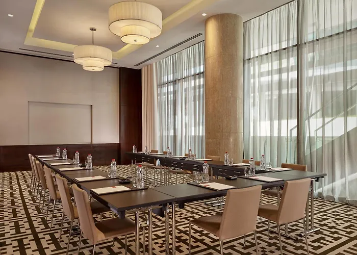 Grand Hyatt Abu Dhabi Hotel & Residences Emirates Pearl