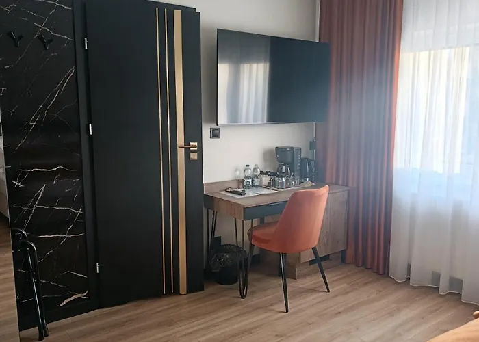 Hotel Chrobrego9