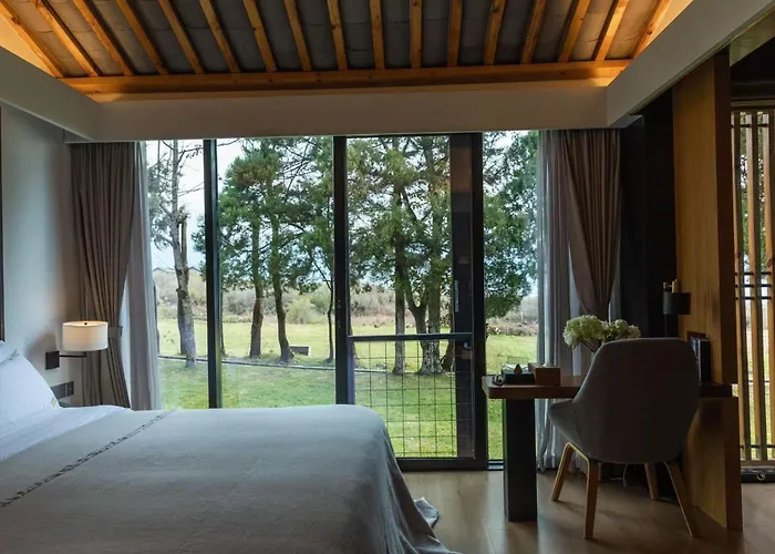 The Rock Hotel