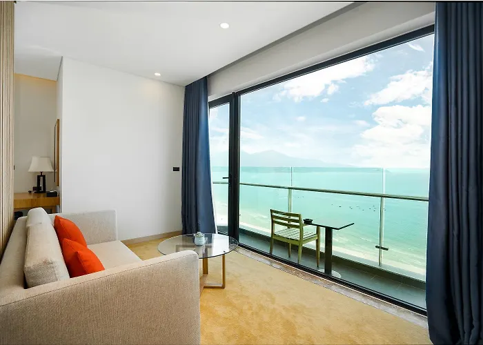 Sala Danang Beach Hotel