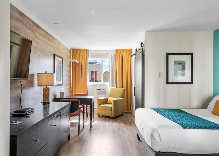Shores Inn & Hotel