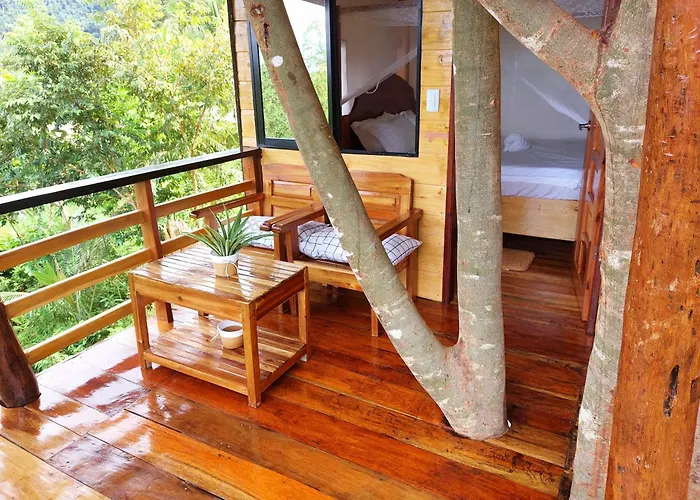 Jungle Bar Resto & Cottages