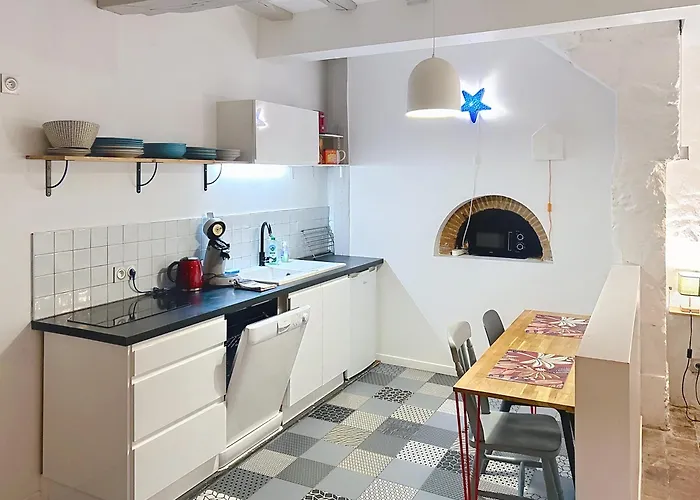 Appartement spacieux avec une vue sur Tours ( 38m²) -Gite de Bellevue