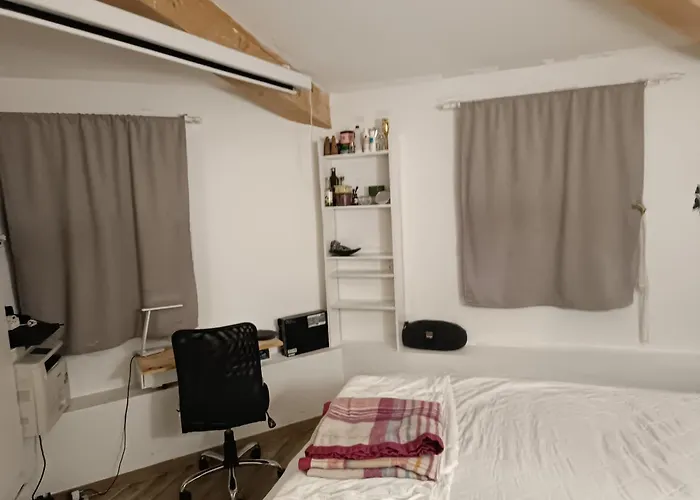 Alpinias Bed And Breakfast