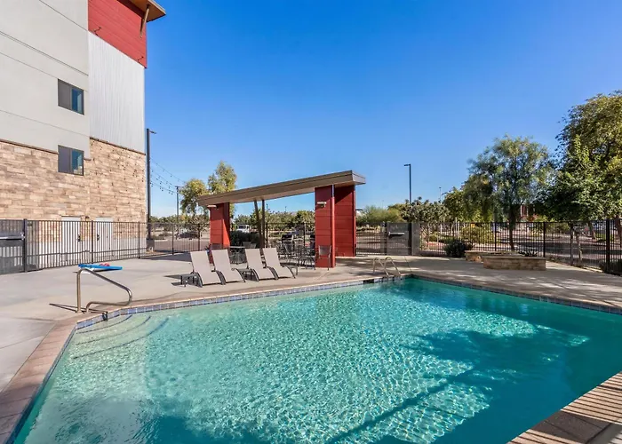 Sonesta Simply Suites Avondale