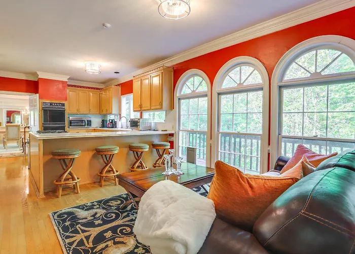 3 Mi To Roswell Riverwalk: Spacious Getaway!