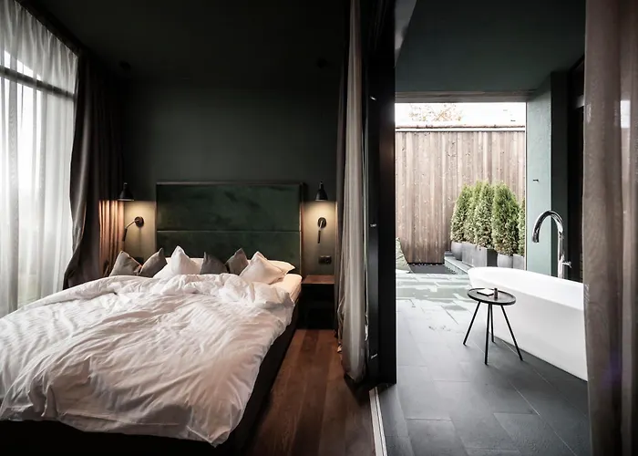 Floris Green Suites By Parc Hotel Florian