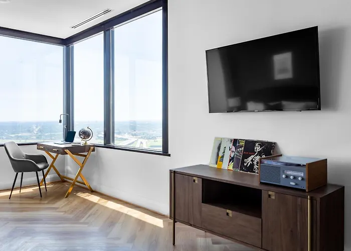 Mint House Dallas Downtown By Kasa