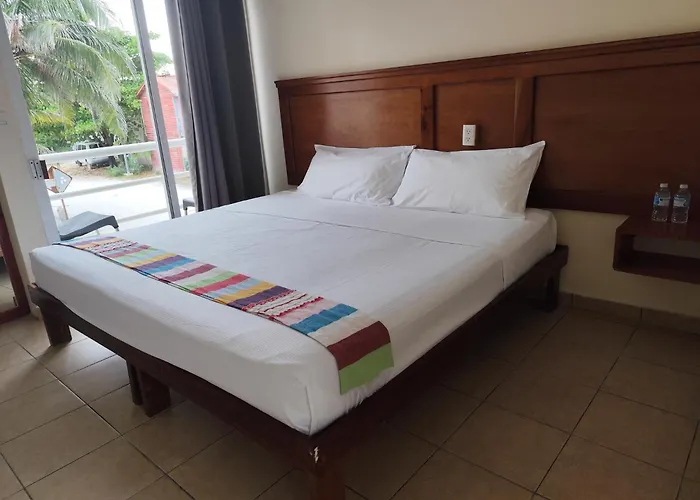 7mo Color Hotel Boutique