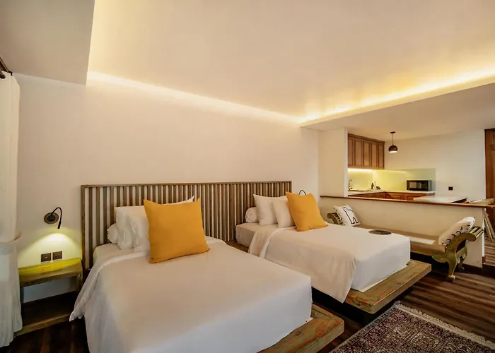 Tira Vilagna Suites & Spa