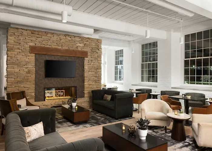 Fairfield Inn & Suites Madison Historic Eagle Cotton Mill