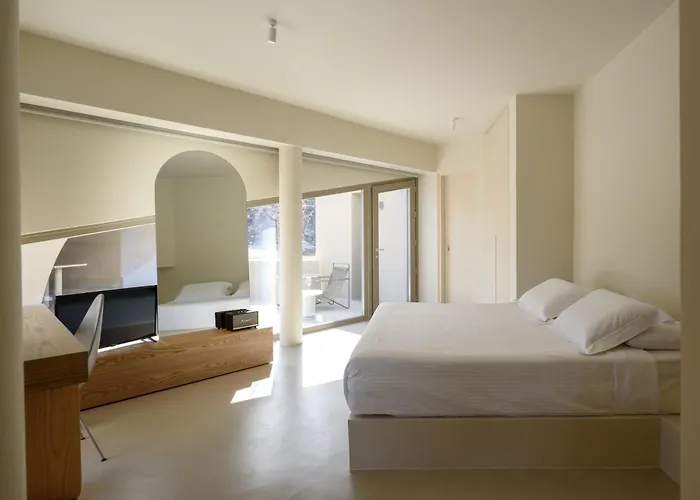 Santopaz Suites