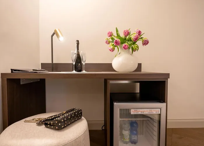 Porta Altinia Suites