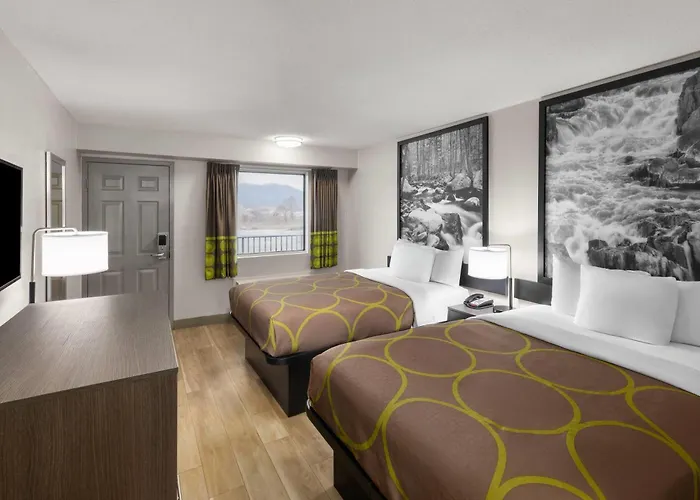 Super 8 By Wyndham Charleston Wv