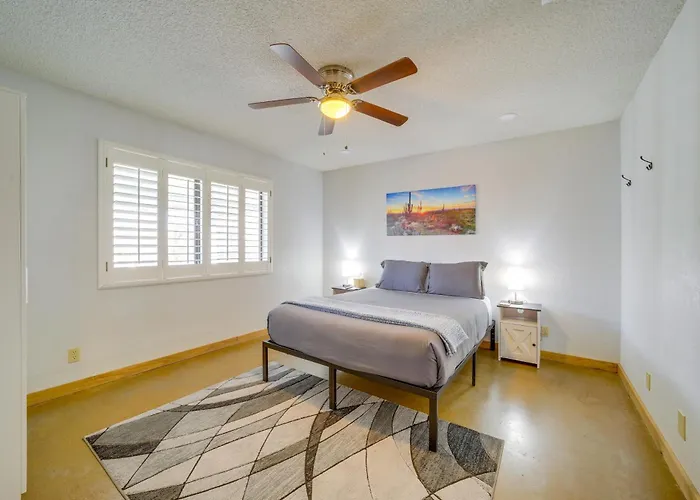 Near Hiking: Creekfront Verde Valley Retreat