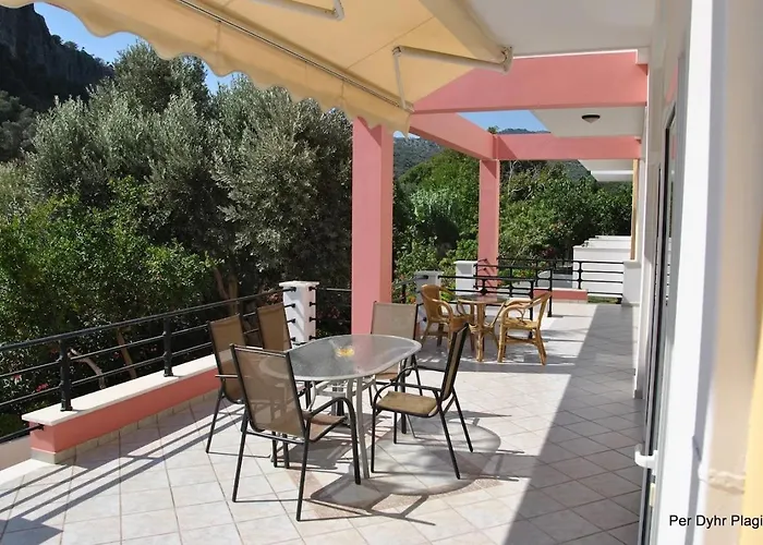 Mirsini Hotel
