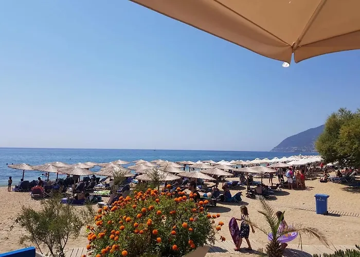 Mirsini Hotel