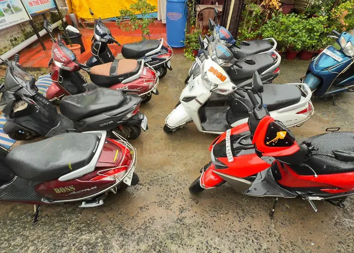 Sri Murugan Beach Paradise Hotel