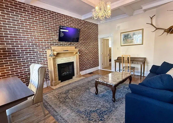 Cozy Condo In The Governor'S Mansion Pets Okay