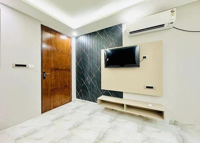 Hotel Grand Galaxy Delhi Unit By Gk Group Near Igi Airport