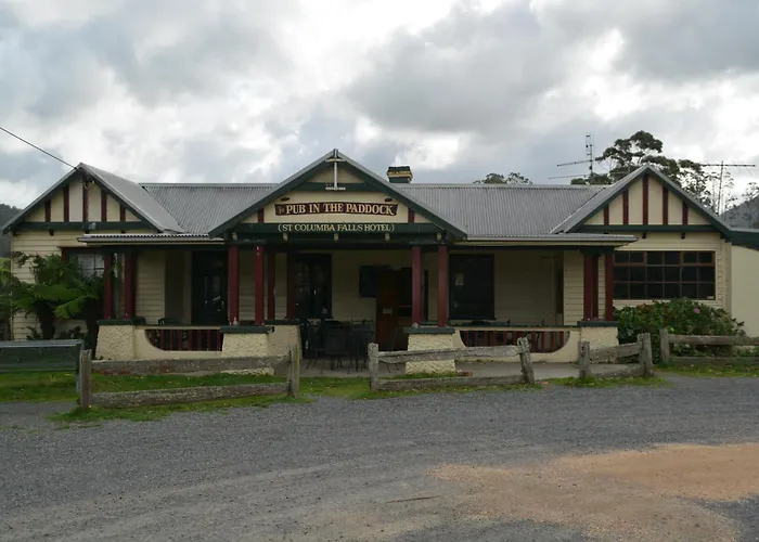Pub In The Paddock