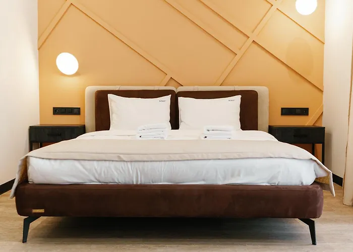 Select Hotel