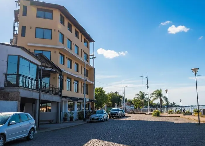 Costanera Goya Apart & Hotel