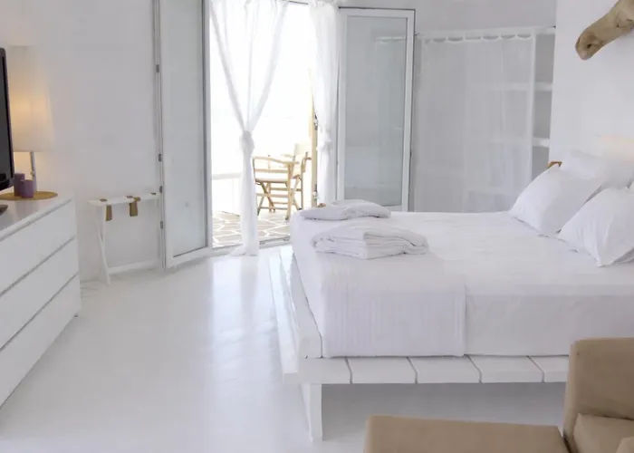 Salt Suites By Mr And Mrs White