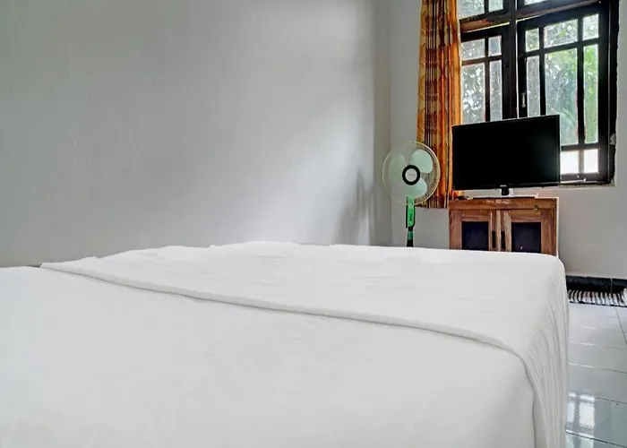 Hotel O Home Stay Syariah Aom Kusman