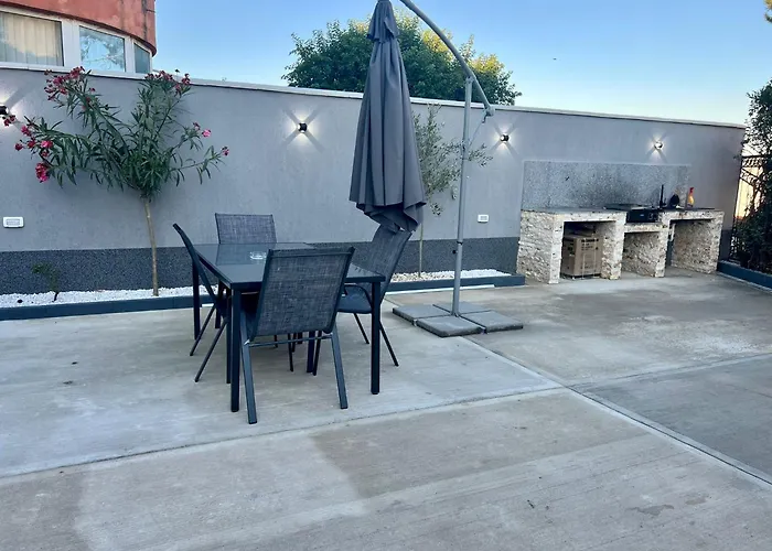 Mav Beach Villa