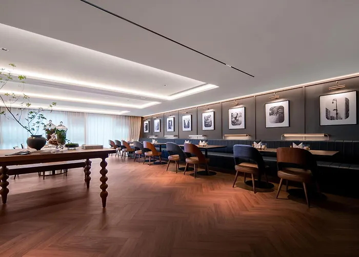 Intercity Hotel Yantai Binhai Square